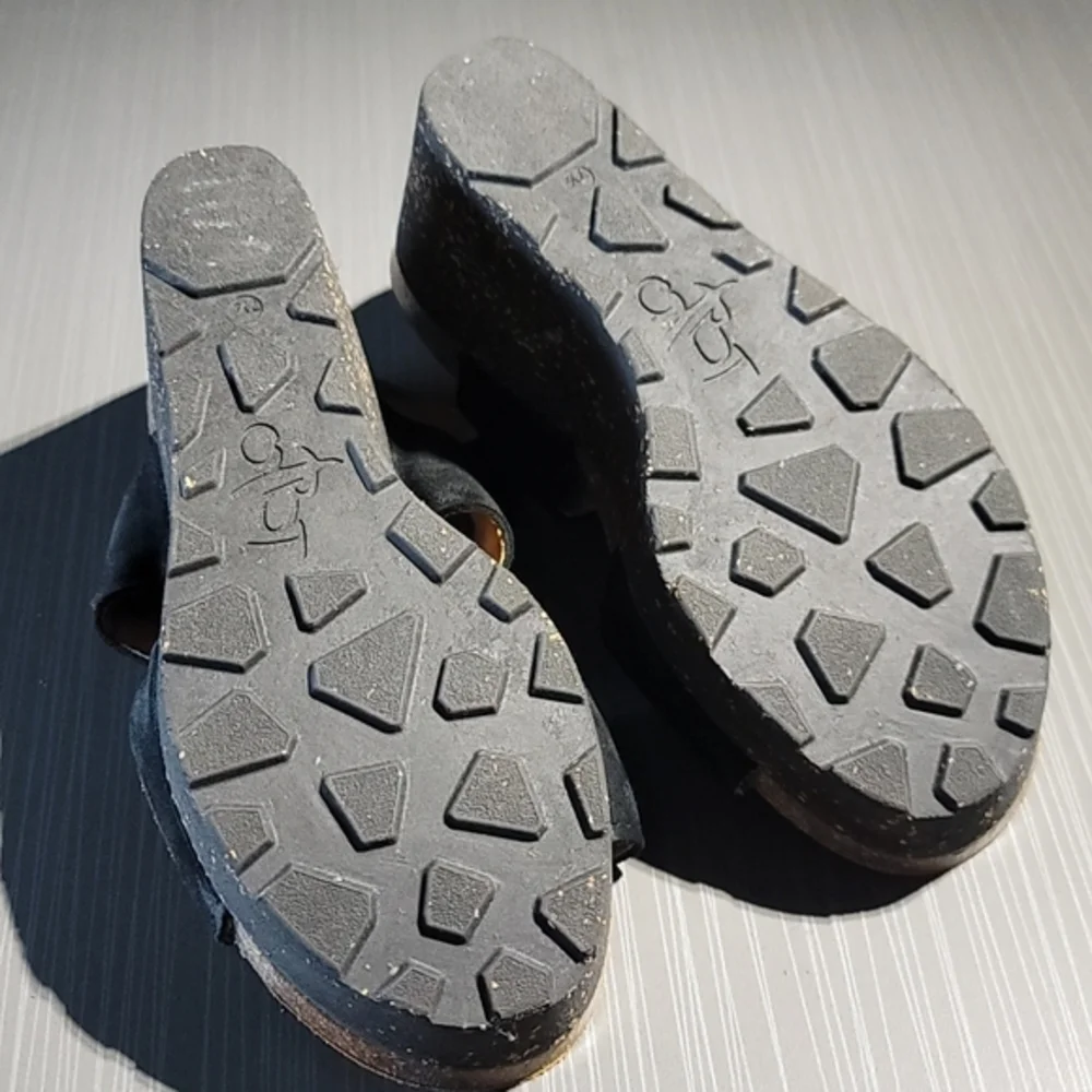 OTBT Peasant Women's 7.5 Black Suede & Painted Cork Wedge Sandals NWOT‎